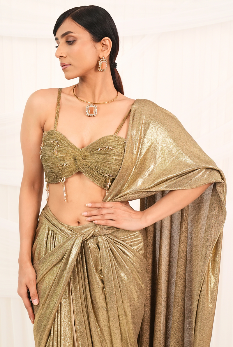 Twist of Gold | Gold knotted saree set