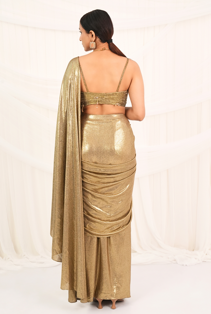 Twist of Gold | Gold knotted saree set